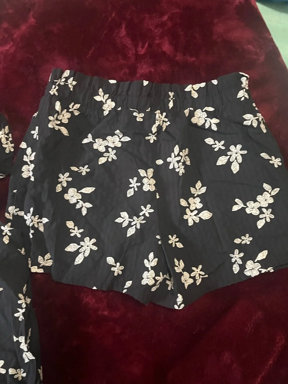 Cat & Jack Black Floral Crop Top and Shorts Set